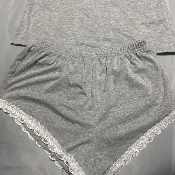 Pijama set - Picture 4 of 4